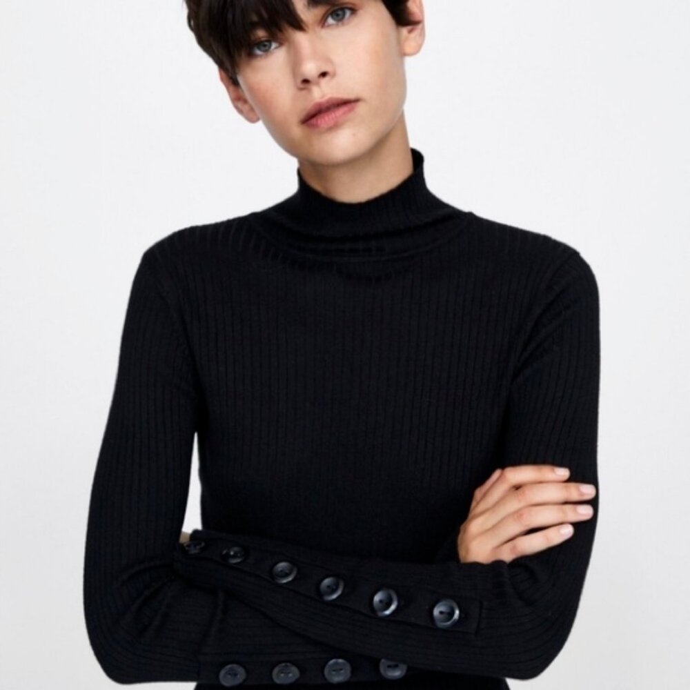 ZARA Button Sleeves Black Knit Ribbed Turtleneck Sweater M
